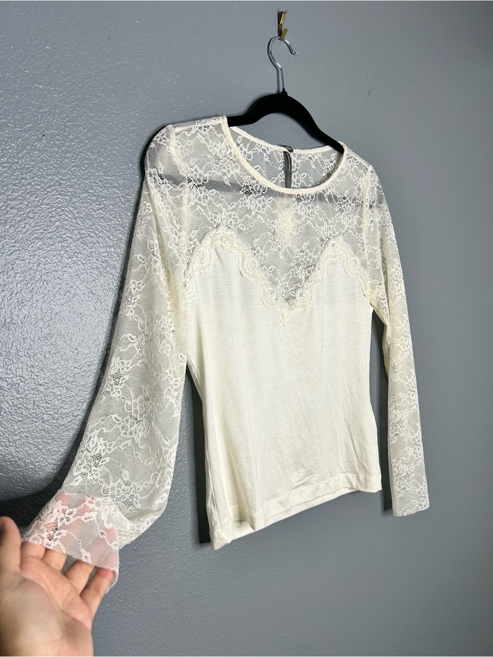 NWT Anthropologie Ivory Lace Yoke Long-Sleeve Top Size Small